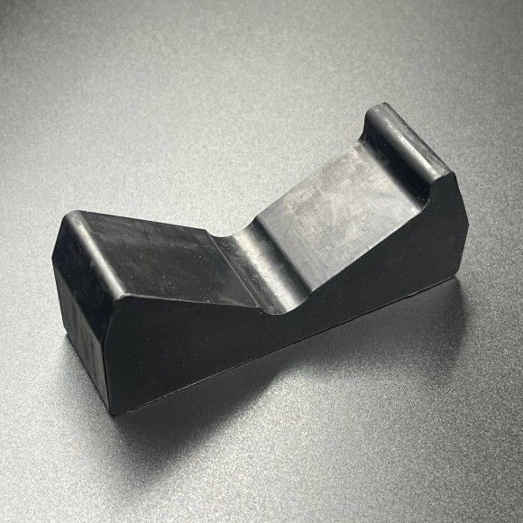 Демпфер (ограничитель хода) лыжи Polaris 550-900(5412794) (KINETIX)