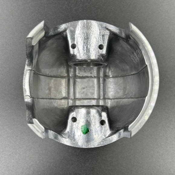 Поршневой комплект Yamaha Phazer (+0.50mm) (8V0-11636-00-00) (Osaka) Поршневой комплект Yamaha Phazer (+0.50mm) (8V0-11636-00-00) (Osaka)