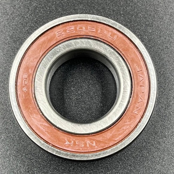 Подшипник снегохода, закрытый (25x52x15) (405404500; 503190795) (NSK)