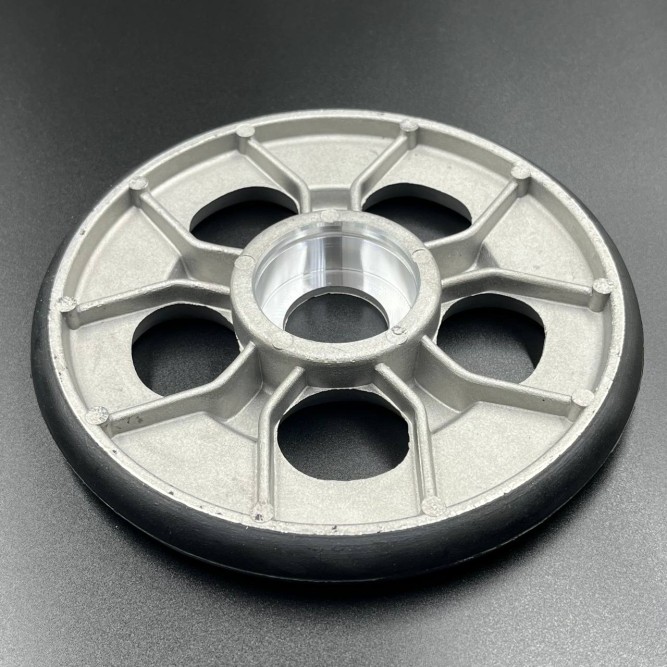 Ролик трака Yamaha BR250; VK540; VK10 (8K2-47530-00; 81K-47530-00)(Sinera)