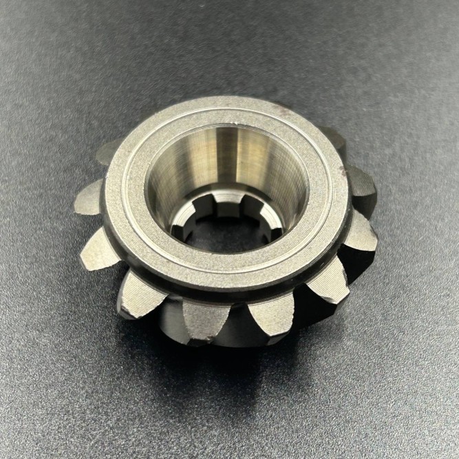 Шестерня вертикального вала (Пиньон) Yamaha 40Q (679-45551-00) (Osaka)