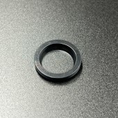 Уплотнение гидроподъема Yamaha 100-225; F95-275 (Yamaha) Уплотнение гидроподъема Yamaha 100-225; F95-275 (Yamaha)