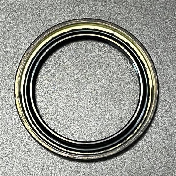 Сальник Honda (91256-ZV5-004) (39.5x52x6) (Honda)