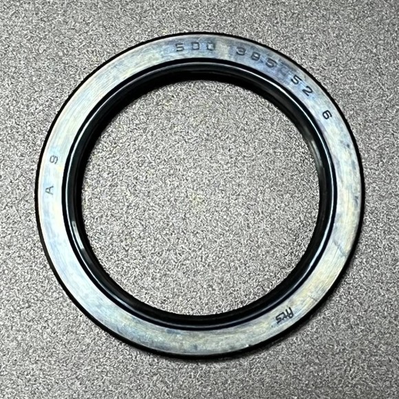 Сальник Honda (91256-ZV5-004) (39.5x52x6) (Honda)