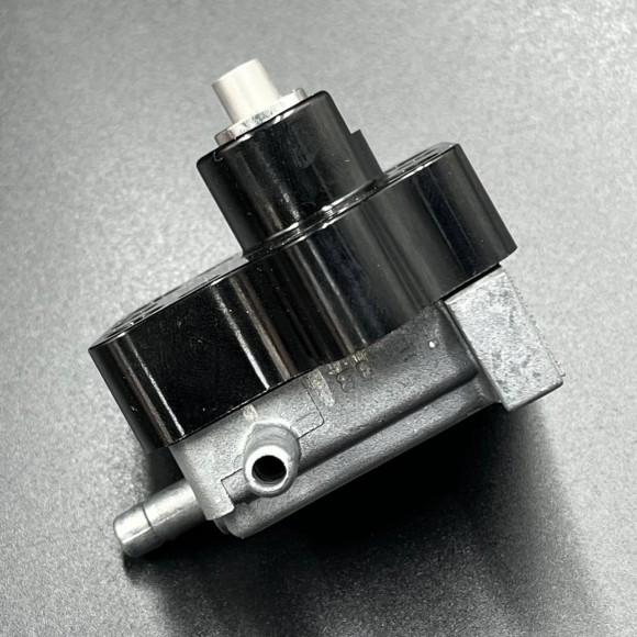 Топливный насос в сборе TOHATSU MFS6-9.8 (3H6-04000-1)