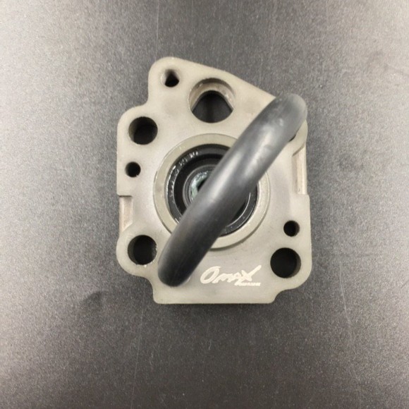 Основание помпы охлаждения Suzuki DT9.9-15, DF9.9-15 (17450-93940; 17450-93960; 17450-93920) (Omax)