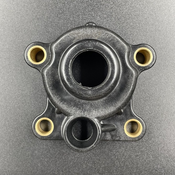 Корпус помпы охлаждения Yamaha 40-70 (Omax)