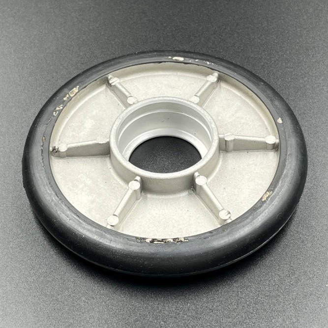 Ролик трака Yamaha VK540 (8AC-47550) (130мм)(Sinera)