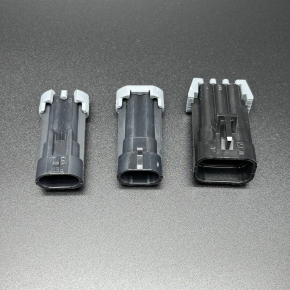 Тройник эл. проводки 14-штырьковый c разъёмами KIT-ADAPTOR DUAL (Quicksilver) Тройник эл. проводки 14-штырьковый c разъёмами KIT-ADAPTOR DUAL (Quicksilver)