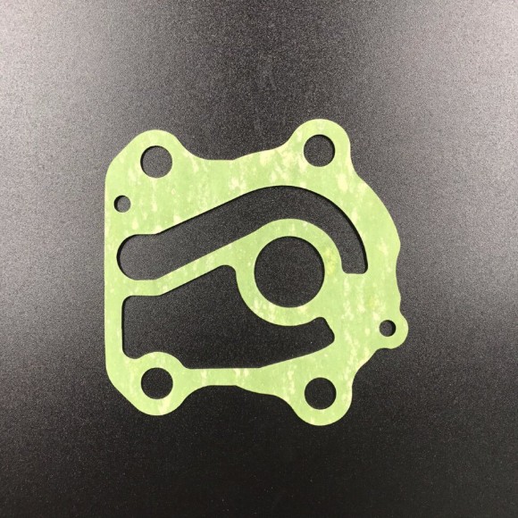 Прокладка под пластину помпы охлаждения Yamaha 25-70, F40-60 (Yamaha) Прокладка под пластину помпы охлаждения Yamaha 25-70, F40-60 (Yamaha)