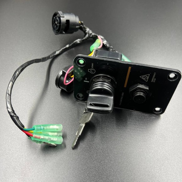 Панель зажигания Yamaha (замок зажигания и кнопка стоп с чекой) (PWB) Панель зажигания Yamaha (замок зажигания и кнопка стоп с чекой) (PWB)