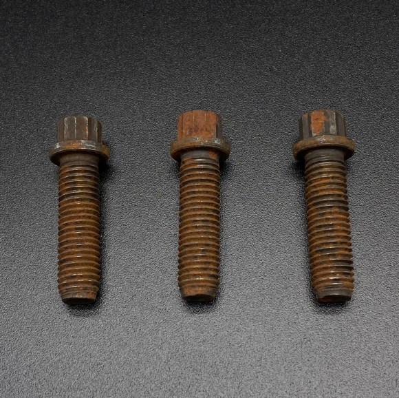 Болт стальной диам. 6 мм SCREW-SPEC @5 (Quicksilver) Болт стальной диам. 6 мм SCREW-SPEC @5 (Quicksilver)