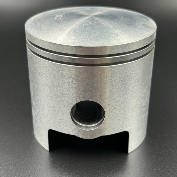 Поршневой комплект Polaris Indy 500 (+0.50mm) (Osaka) Поршневой комплект Polaris Indy 500 (+0.50mm) (Osaka)