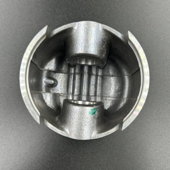 Поршневой комплект Polaris Indy 500 (+0.50mm) (Osaka) Поршневой комплект Polaris Indy 500 (+0.50mm) (Osaka)