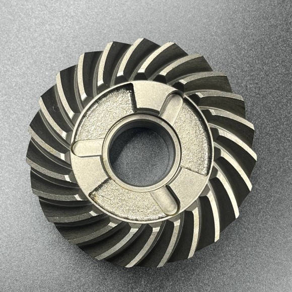 Шестерня заднего хода Suzuki DT40 (57521-94400) (Omax)