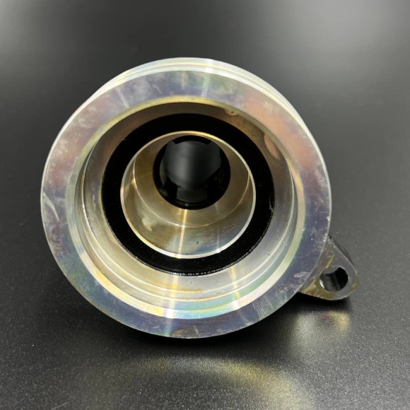 Корпус сальников коленвала Yamaha 25-30 (YUELANG)(пустой)