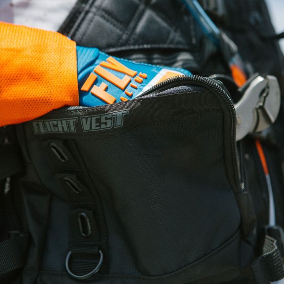 Жилет Ogio MX Flight с гидратором Stealth