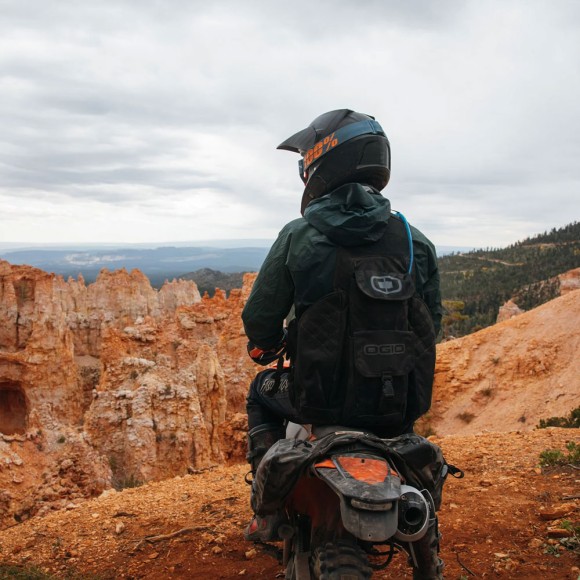 Жилет Ogio MX Flight с гидратором Stealth