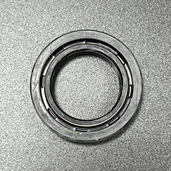 Сальник Tohatsu (353-60111-0) (25x38x10) (Tohatsu)