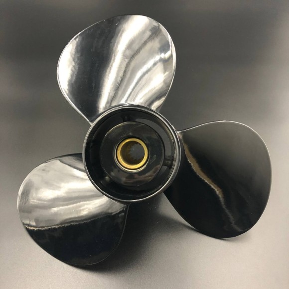 Гребной винт Suzuki DT75-DT140, DF60-DF70 (3x14x13) (Polastorm Megara) Гребной винт Suzuki DT75-DT140, DF60-DF70 (3x14x13) (Polastorm Megara)