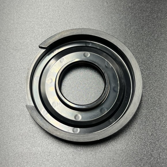 Сальник коленвала Yamaha Bravo 250 (Левый) (Yamaha) Сальник коленвала Yamaha Bravo 250 (Левый) (Yamaha)