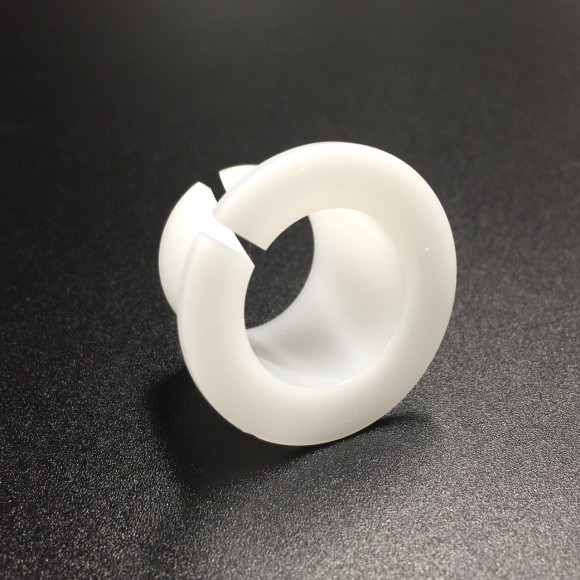 Втулка струбцины пластиковая Yamaha 40-90, F40-130 (Yamaha)