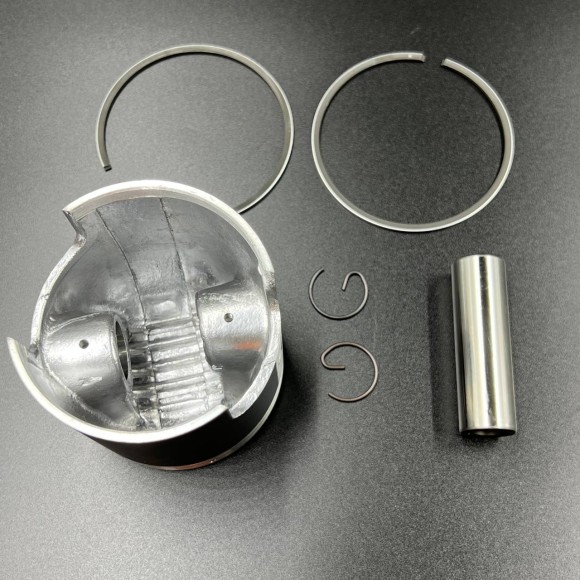 Поршневой комплект Suzuki DT40 (12110-94400-STD) (Omax)