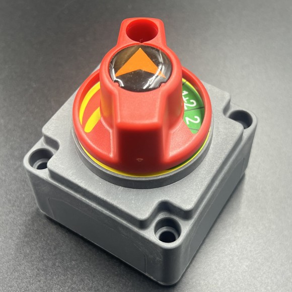 Выключатель массы "OFF-1-BOTH-2" (2 АКБ) (Omax) Выключатель массы "OFF-1-BOTH-2" (2 АКБ) (Omax)