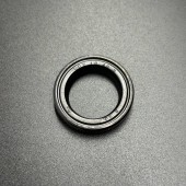 Уплотнение на гидроподъемник Yamaha 50-90, F75-100 (Yamaha) Уплотнение на гидроподъемник Yamaha 50-90, F75-100 (Yamaha)