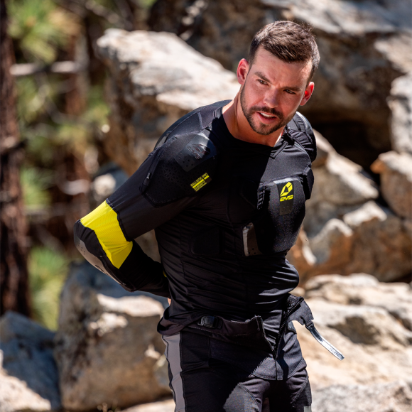 Джерси защитная EVS Ballistic Pro Black, L Джерси защитная EVS Ballistic Pro Black, L