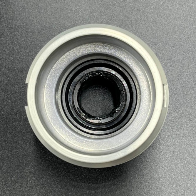 Корпус сальников Suzuki DT25-30, DF25-30 (Kacawa)