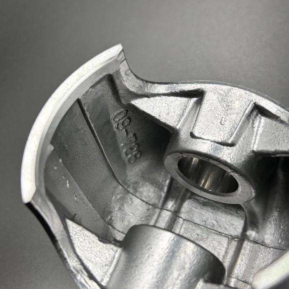 Поршневой комплект Polaris 600 (2CYL) (STD) (2202258) (Osaka) Поршневой комплект Polaris 600 (2CYL) (STD) (2202258) (Osaka)