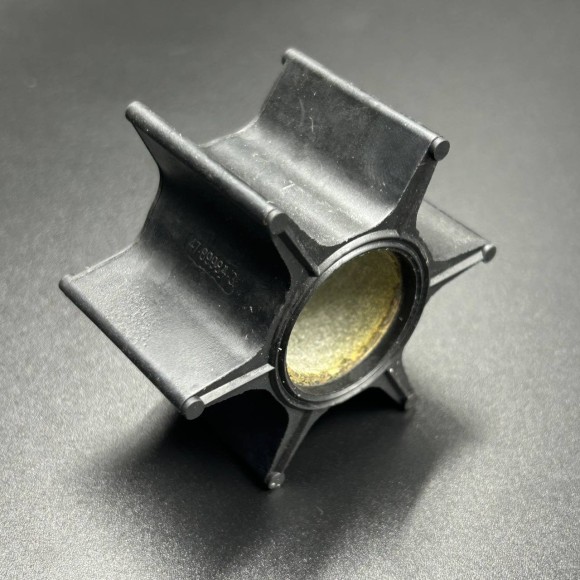 Крыльчатка помпы Mercury 115-200 (Quicksilver) Крыльчатка помпы Mercury 115-200 (Quicksilver)