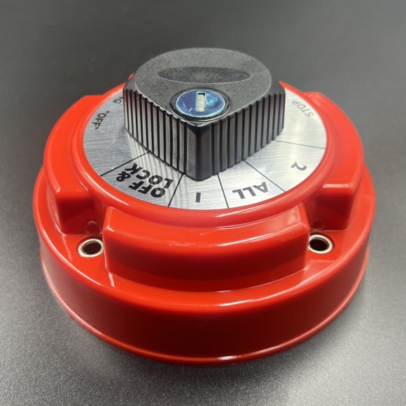 Выключатель массы "OFF-1-BOTH-2" (2 АКБ) с ключом (Omax) Выключатель массы "OFF-1-BOTH-2" (2 АКБ) с ключом (Omax)