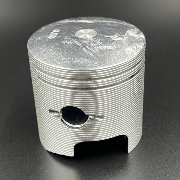 Поршень Suzuki DT9.9-15 (0.50mm) 1.50MM (12110-93140-0.50) (PREMARINE)(УЦЕНКА)