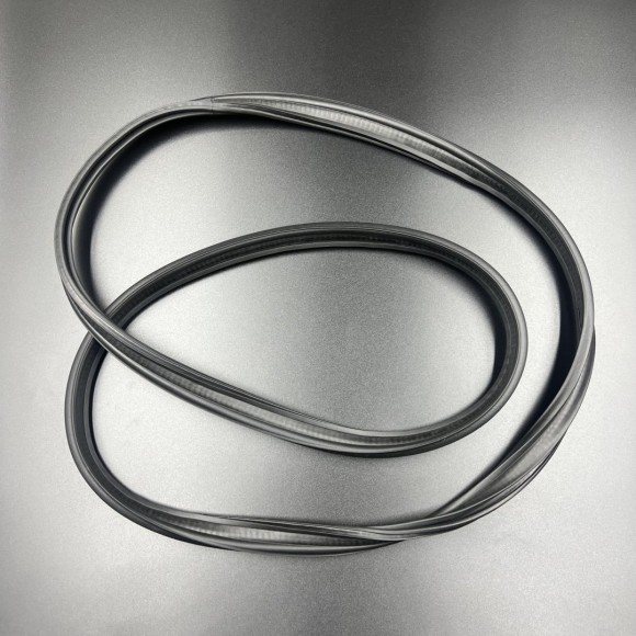 Уплотнение капота Honda BF75-90 (Honda)