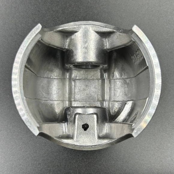 Поршневой комплект SKI-DOO 580 (Rotax 580, 583, 617) (+1.00mm) (Osaka) Поршневой комплект SKI-DOO 580 (Rotax 580, 583, 617) (+1.00mm) (Osaka)