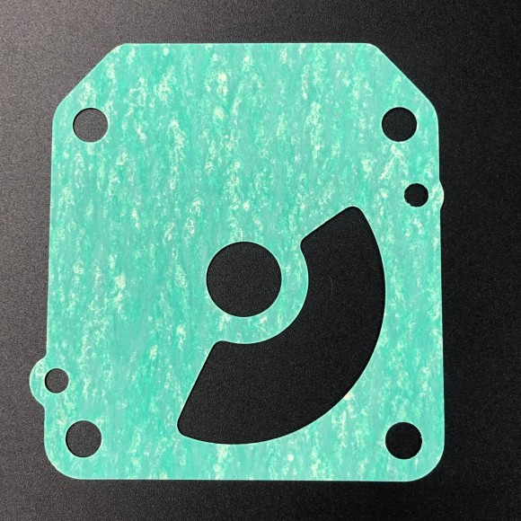 Прокладка под пластину помпы охлаждения Honda BF60D (Honda)