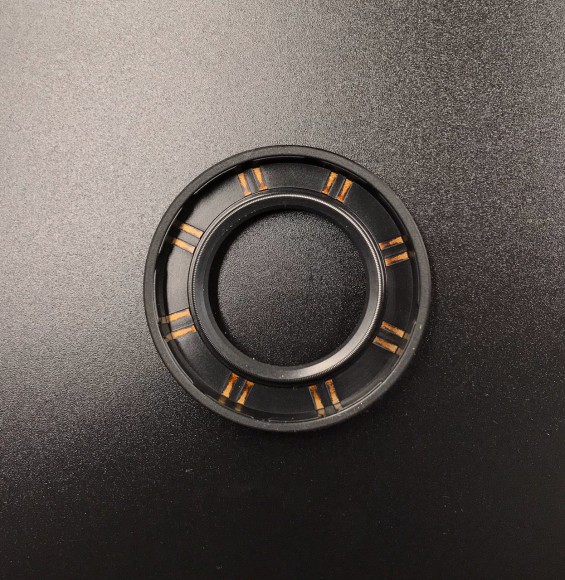 Сальник Suzuki (09283-27022) (27x46x6) (Suzuki)