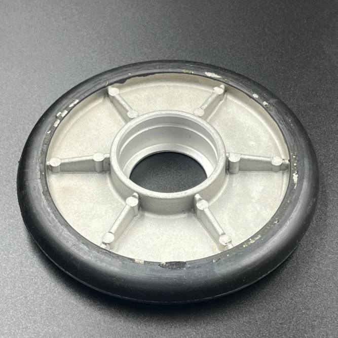 Каток (130 мм) для снегоходов Yamaha VK540 (8AC-47550) (KINETIX)