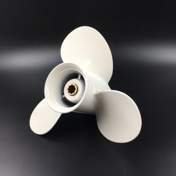 Гребной винт Yamaha 9.9-15, F9.9-F20 (3x9-1/4x10) Гребной винт Yamaha 9.9-15, F9.9-F20 (3x9-1/4x10)