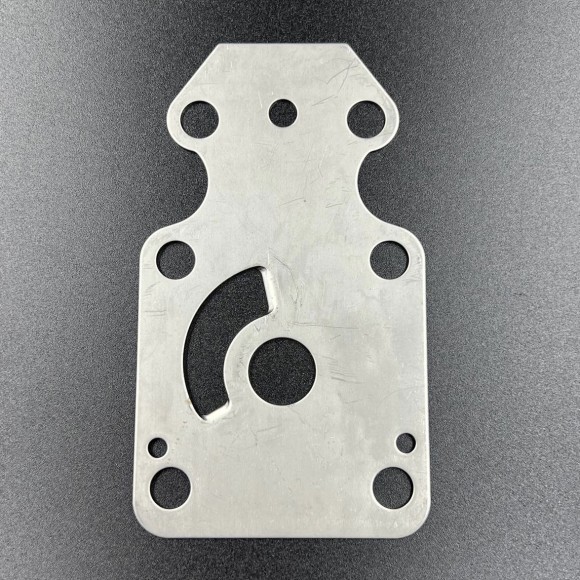 Пластина помпы охлаждения Yamaha F8-20 (Omax)
