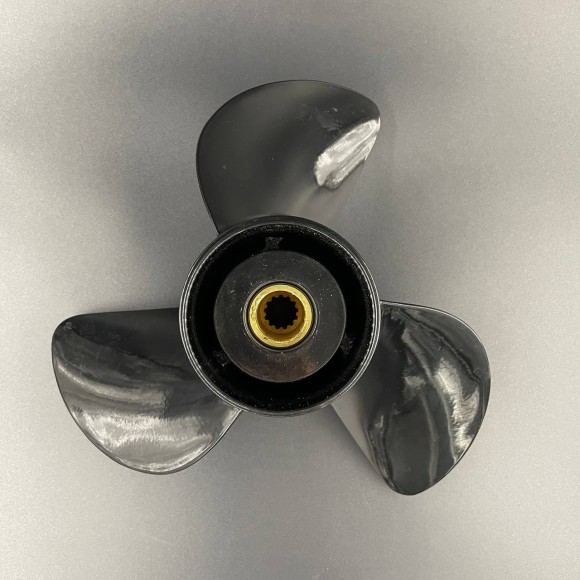 Гребной винт Suzuki DT75-DT140, DF60-DF70 (3x13x19) (Острая лопасть) (Polastorm Yanta) Гребной винт Suzuki DT75-DT140, DF60-DF70 (3x13x19) (Острая лопасть) (Polastorm Yanta)