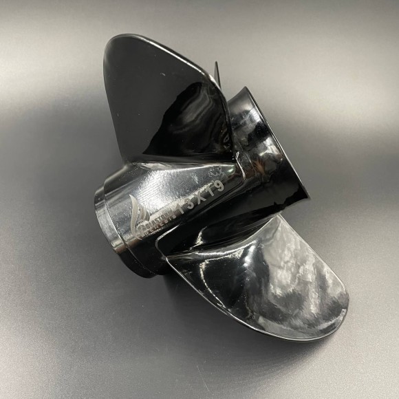 Гребной винт Suzuki DT75-DT140, DF60-DF70 (3x13x19) (Острая лопасть) (Polastorm Yanta) Гребной винт Suzuki DT75-DT140, DF60-DF70 (3x13x19) (Острая лопасть) (Polastorm Yanta)