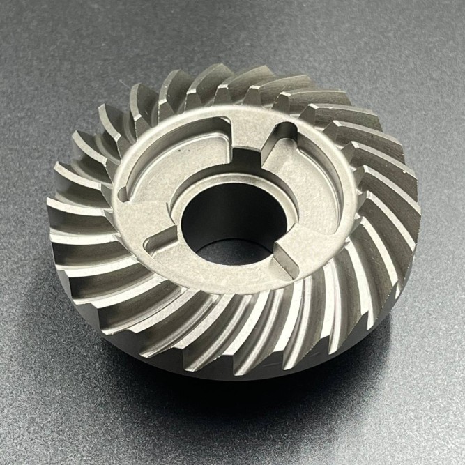 Шестерня заднего хода Suzuki DF40-50, DF40-60(A) (57300-88810; 57300-87851) (PREMARINE)