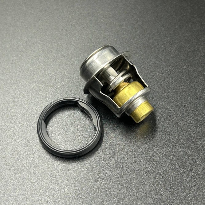 Термостат Suzuki DT9.9-65, DF40-70 (50 °C) (Premarine)