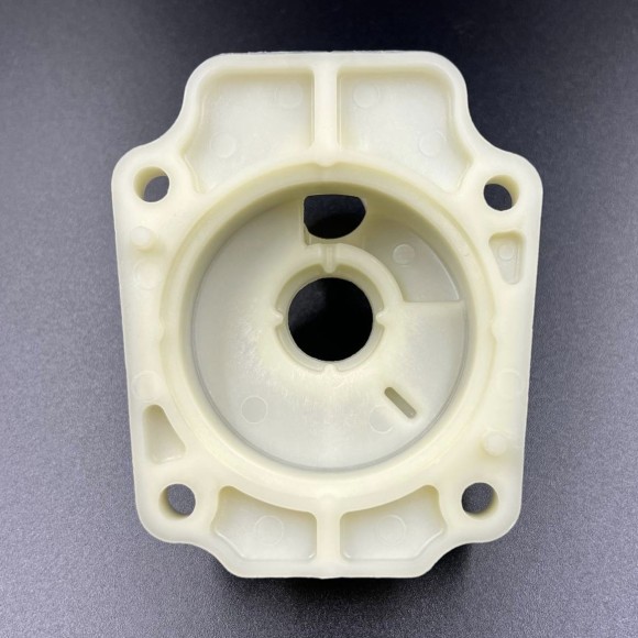 Корпус помпы охлаждения Suzuki DT25-30, DF25-30(A) (Suzuki)