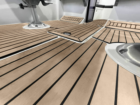 Комплект палубного покрытия для Феникс 560, тик классический, с обкладкой, Marine Rocket Комплект палубного покрытия для Феникс 560, тик классический, с обкладкой, Marine Rocket