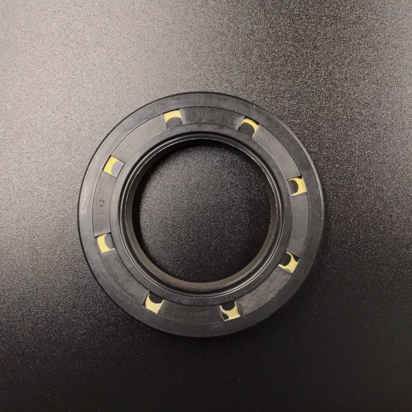 Сальник Suzuki (09283-35030) (35x58x8) (Suzuki) Сальник Suzuki (09283-35030) (35x58x8) (Suzuki)