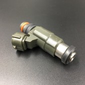 Топливный инжектор Suzuki DF60-70 (2001-2009) (PREMARINE) Топливный инжектор Suzuki DF60-70 (2001-2009) (PREMARINE)